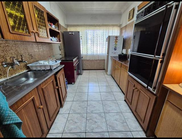 4 BEDROOM HOUSE FOR SALE IN RACEVIEW